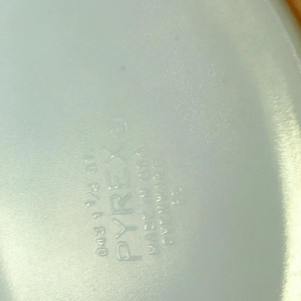 Pyrex vintage 043
